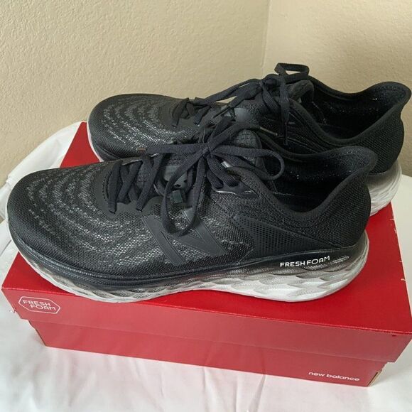 Size 11 - EUC New Balance Fresh Foam More v2 Black 2020 C10 - Picture 1 of 15
